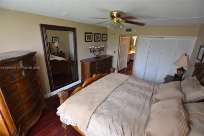 3800 Oaks Clubhouse Dr #309, Pompano Beach, FL 33069 - Photo 12