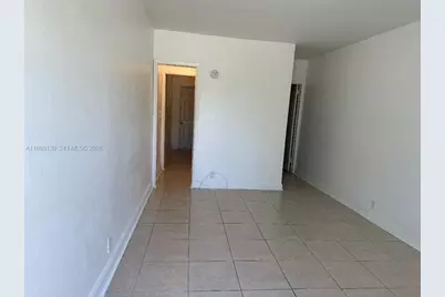 1293 NE 109th St #6, Miami, FL 33161 - Photo 2