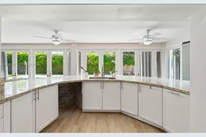 7390 SW 114th St, Pinecrest, FL 33156 - Photo 10