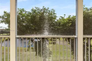 13250 SW 4th Ct, Pembroke Pines, FL 33027 - Photo 32