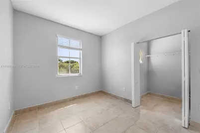 2302 NE 37th Ter #2302, Homestead, FL 33033 - Photo 10