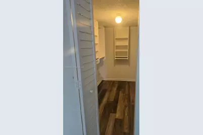 109 Lake Emerald Dr #102, Oakland Park, FL 33309 - Photo 10