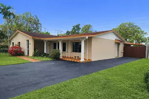 7344 SW 135th Ct, Miami, FL 33183 - Photo 2
