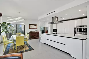 520 Brickell Key Dr, Miami, FL 33131 - Photo 2