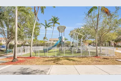2342 SE 10th St #., Homestead, FL 33035 - Photo 42