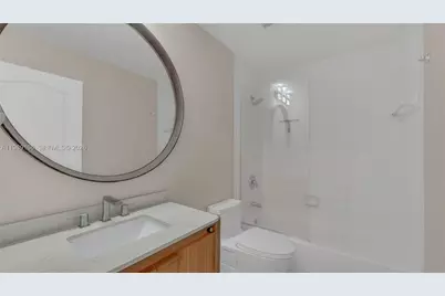 2342 SE 10th St #., Homestead, FL 33035 - Photo 16