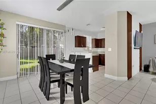 2342 SE 10th St, Homestead, FL 33035 - Photo 6