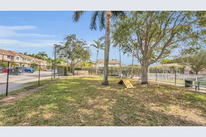 2342 SE 10th St #., Homestead, FL 33035 - Photo 24