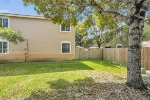 2342 SE 10th St, Homestead, FL 33035 - Photo 30