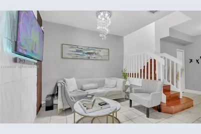 2342 SE 10th St #., Homestead, FL 33035 - Photo 4
