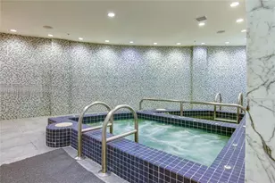 244 Biscayne Blvd, Miami, FL 33132 - Photo 30