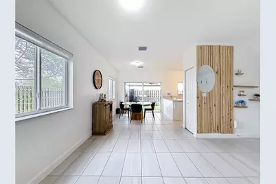 451 NW 12th Ave, Florida City, FL 33034 - Photo 4