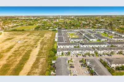 451 NW 12th Ave, Florida City, FL 33034 - Photo 44