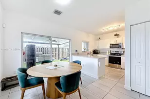 451 NW 12th Ave, Florida City, FL 33034 - Photo 8