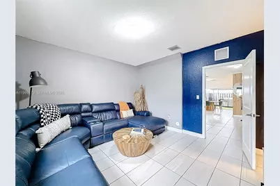 451 NW 12th Ave, Florida City, FL 33034 - Photo 6