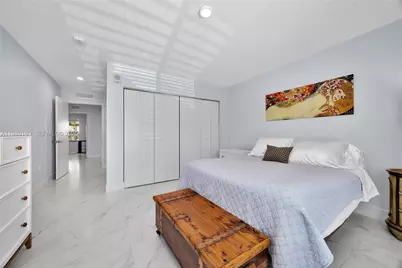 2555 NE 193rd St #2122, Miami, FL 33180 - Photo 16