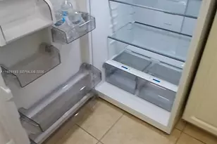 8782 SW 12th St, Miami, FL 33174 - Photo 6