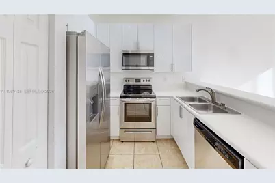 531 NE 21st Ave, Homestead, FL 33033 - Photo 8