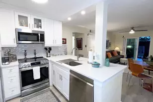 633 NE 2nd Ave, Fort Lauderdale, FL 33304 - Photo 2