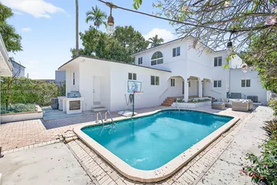 2431 SW 4th St, Miami, FL 33135 - Photo 20