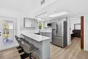 2431 SW 4th St, Miami, FL 33135 - Photo 12