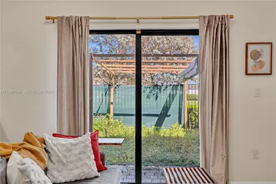 20433 NW 4th Ct, Miami Gardens, FL 33169 - Photo 10