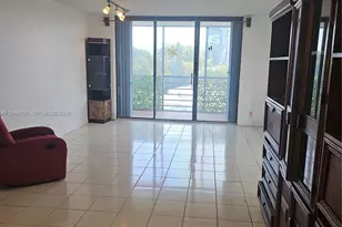 20400 W Country Club Dr, Aventura, FL 33180 - Photo 18