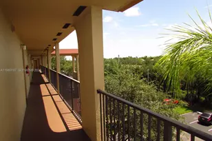 1400 SW 124th Terrace, Pembroke Pines, FL 33027 - Photo 12