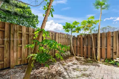 3360 NE 14th Dr #107-30, Homestead, FL 33033 - Photo 12