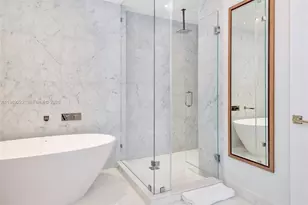 100 S Pointe Dr, Miami Beach, FL 33139 - Photo 30