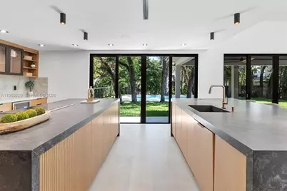 5820 SW 33rd Ln, Hollywood, FL 33312 - Photo 14