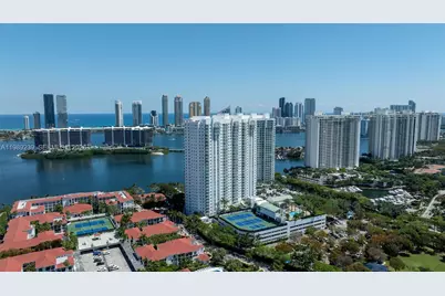 3301 NE 183rd St #1601, Aventura, FL 33160 - Photo 30