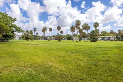 806 Cypress Grove Ln #111, Pompano Beach, FL 33069 - Photo 32