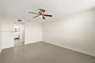 3520 Oaks Way, Pompano Beach, FL 33069 - Photo 10