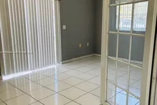 4621 SW 99th Ct, Miami, FL 33165 - Photo 2