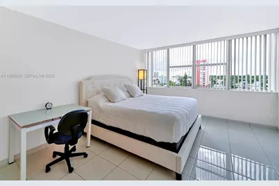 3140 S Ocean Dr #612, Hallandale Beach, FL 33009 - Photo 8