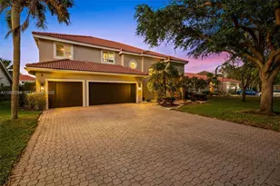 10237 NW 53rd Ct, Coral Springs, FL 33076 - Photo 2
