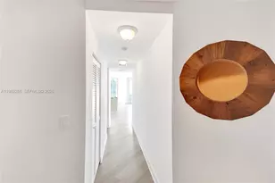 1111 SW 1st Ave, Miami, FL 33130 - Photo 10