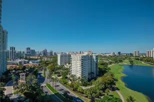 20185 E Country Club Dr, Aventura, FL 33180 - Photo 16