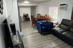 13380 SW 9th St, Davie, FL 33325 - Photo 4