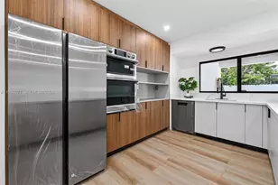 7311 Fairway Blvd, Miramar, FL 33023 - Photo 1