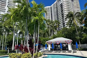 21050 Point Pl, Aventura, FL 33180 - Photo 30