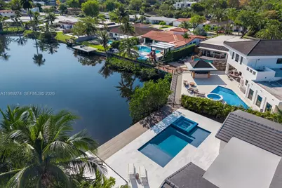 19721 NE 23 Ave, Miami, FL 33180 - Photo 50