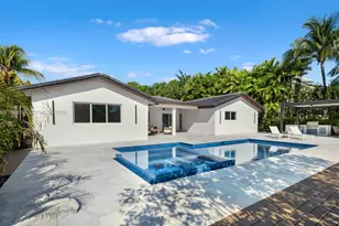 19721 NE 23 Ave, Miami, FL 33180 - Photo 32