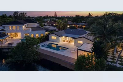 19721 NE 23 Ave, Miami, FL 33180 - Photo 4