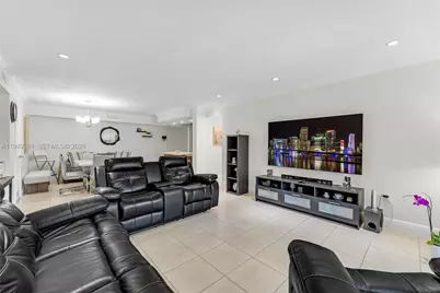 9437 SW 76th St #V25, Miami, FL 33173 - Photo 8