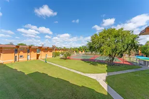 9437 SW 76th St, Miami, FL 33173 - Photo 22