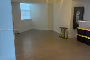 1811 Sabal Palm Dr, Davie, FL 33324 - Photo 22