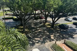 1811 Sabal Palm Dr, Davie, FL 33324 - Photo 18