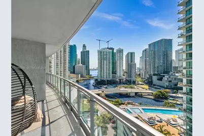 90 SW 3rd St #2013, Miami, FL 33130 - Photo 2